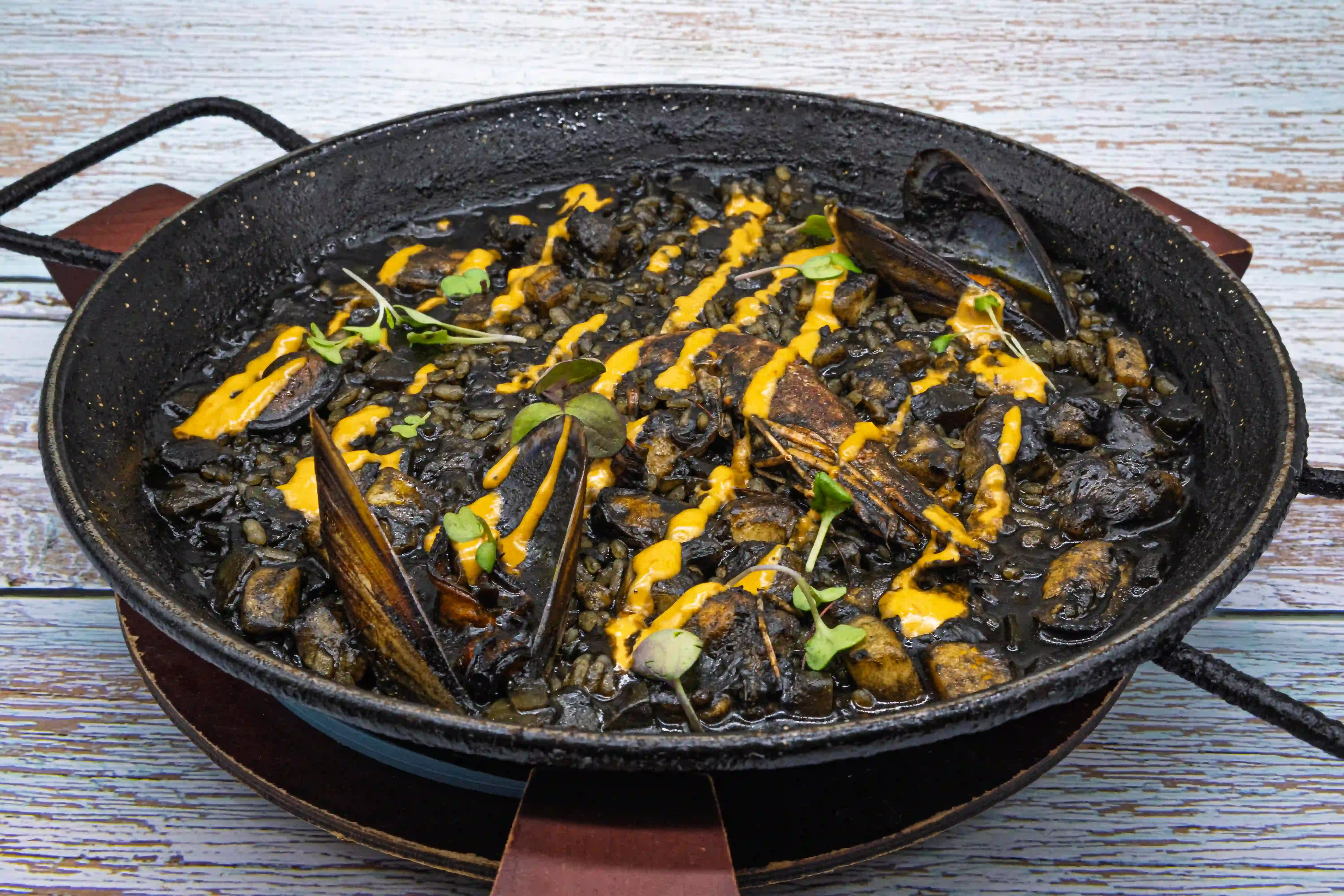 Arroz gambas foto profesional restaurante